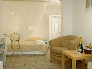 Regina Mare Villas Elegant Room