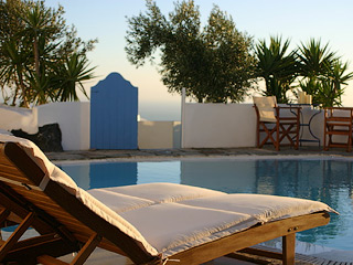 Remezzo Villas Santorini Swimming Pool