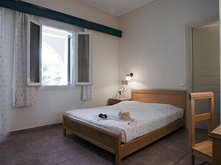 Rose Bay Hotel Santorini Bedroom