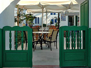 Scorpios Beach Hotel Santorini Monolithos