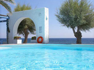 Sigalas Hotel Swimming Pool