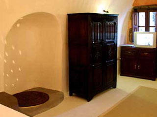 Stone House Villa Indoor Santorini