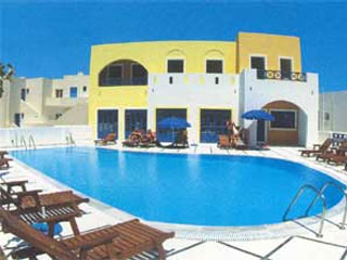 Sunshine Hotel Swimming Pool