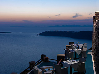 Tholos Resort At Night