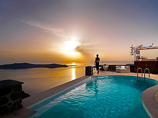 Tholos Resort Imerovigli Santorini