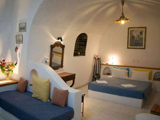 Vallas Apartments Cave Room