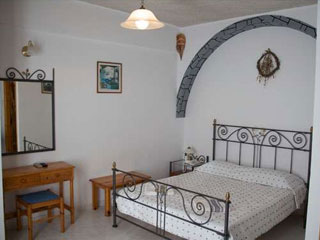 Vallas Apartments Firostefani