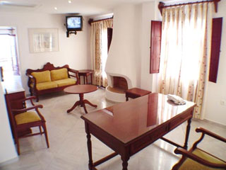 Veggera Hotel Living Room