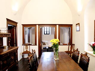 Villa Winery Canava Mansions Dining Area