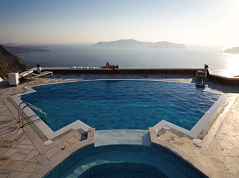 Filotera Xenones Imerovigli Pool Overlooking The Volcano