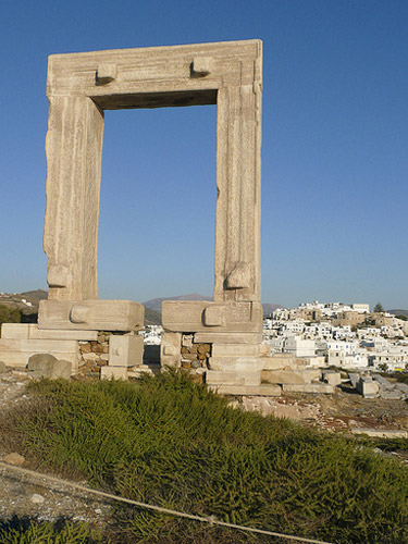 santorini cruise - naxos portara