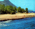 santorini limani beach
