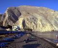 perissa beach santorini