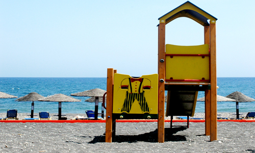 perissa beach santorini