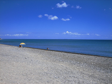 santorini - monolithos beach