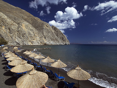 santorini - perissa beach