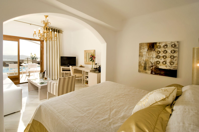 Andromeda Gold Suites
