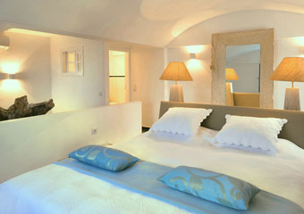 Aqua Suites