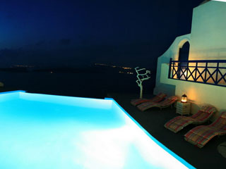 Astarte Honeymoon Suites Santorini room