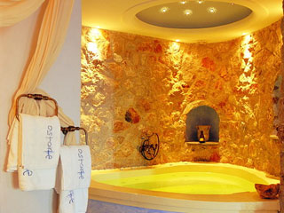 Astarte Honeymoon Suites santorini