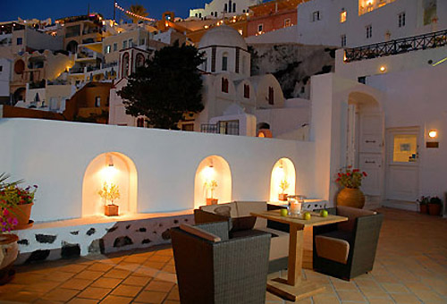 Athina Suites Santorini - Athina Suites pool view