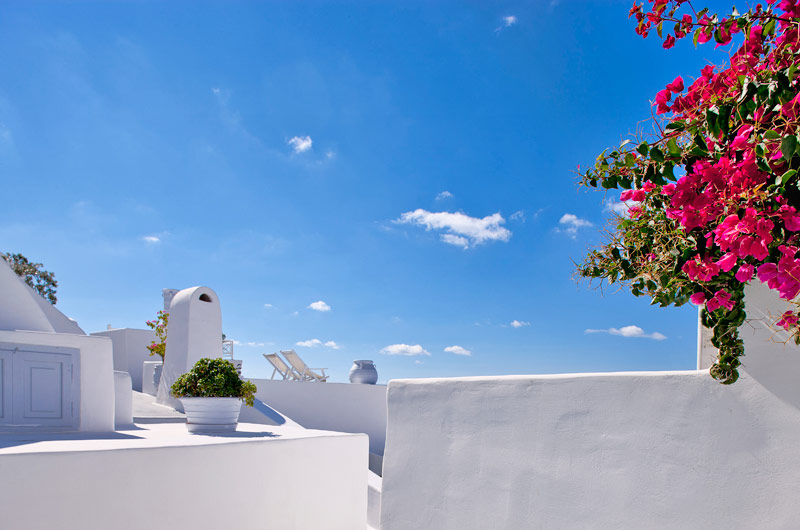 Cliffside Suites Santorini hotel caldera view
