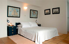 Ikies Hotel -boatman's house-Santorini Greece