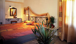 Kallisti Hotel Santorini room