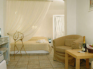 Regina Mare Villas Santorini breakfast