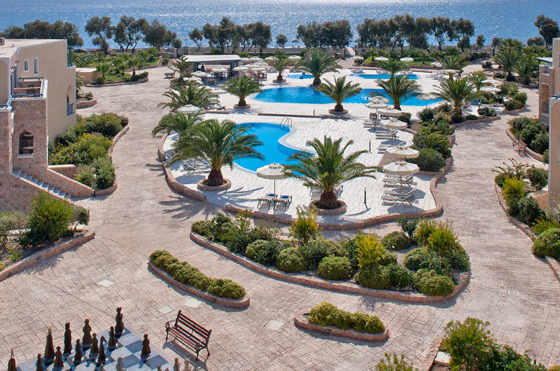 Santo Miramare- Hotel by the sea-santorini restaurant