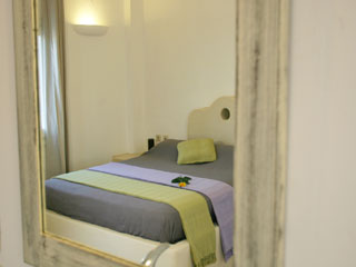 Blue Dolphins Apartments  hotel Santorini