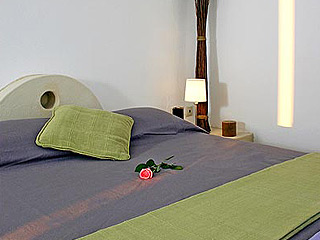 Blue Dolphins Apartments  hotel Santorini