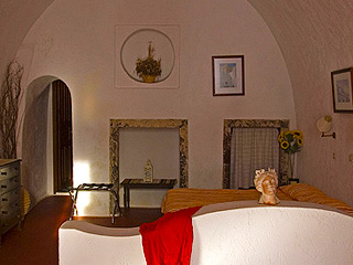 Kavalari hotel- santorini travel-Kavalari hotel room