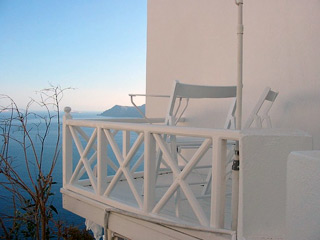 Lampetia Villas caldera view hotel santorini