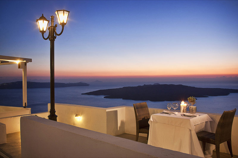 Loucas hotel- santorini travel greece-Loucas hotel-room 
