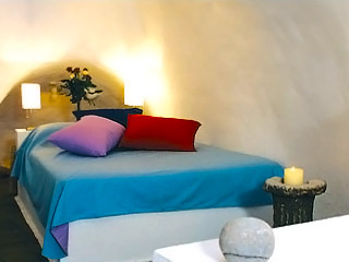Oniro Suites santorini accommodation-santorini hotel greece 