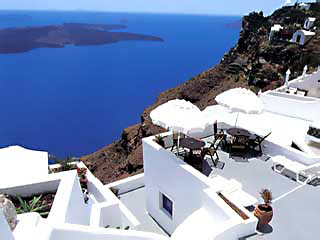 Uranos Houses first class hotels santorini