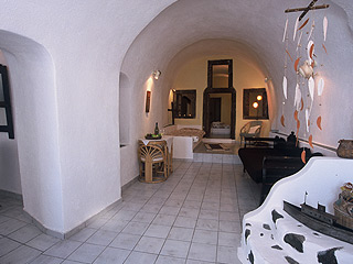 Uranos Houses room -first class hotels santorini