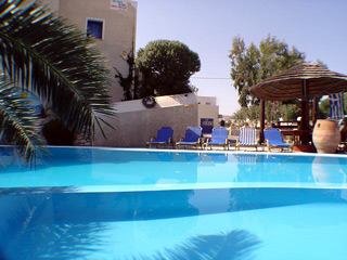 Vasilis Rooms hotel santorini Greece Vasilis Rooms hotel pool