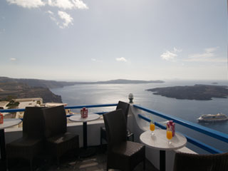 Kafieris Apartments Santorini view