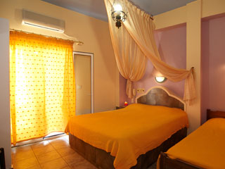 Kafieris Apartments Santorini hotels greece-room