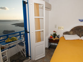 Kafieris Apartments Santorini room