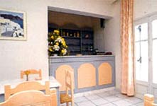 King Thiras Hotel- santorini budget accommodation-King Thiras hotel