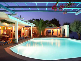 sigalas hotel- santorini accommodation - sigalas pool