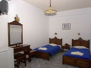 sunrise hotel-fira apartment -sunrise  room